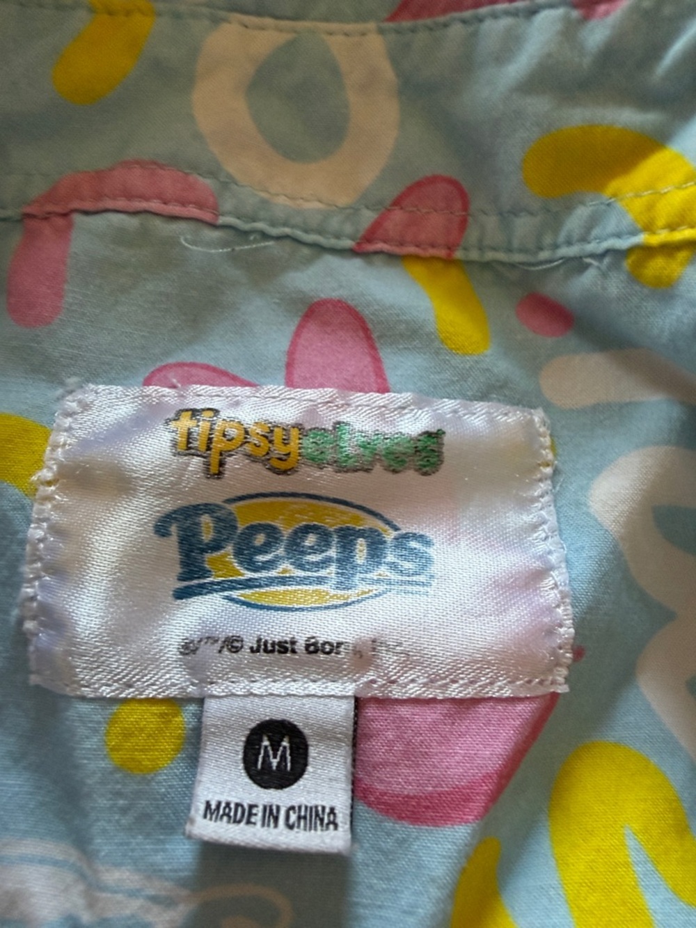 Peeps button down shirt - Picture 2 of 2